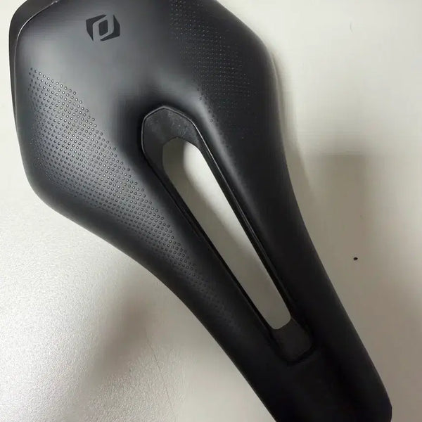 [BUNJANG] Syncros Belcarra Saddle / 스캇 싱크로스 벨카라 안장