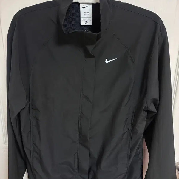 [BUNJANG] Nike Windbreaker Jacket / 나이키 바람막이