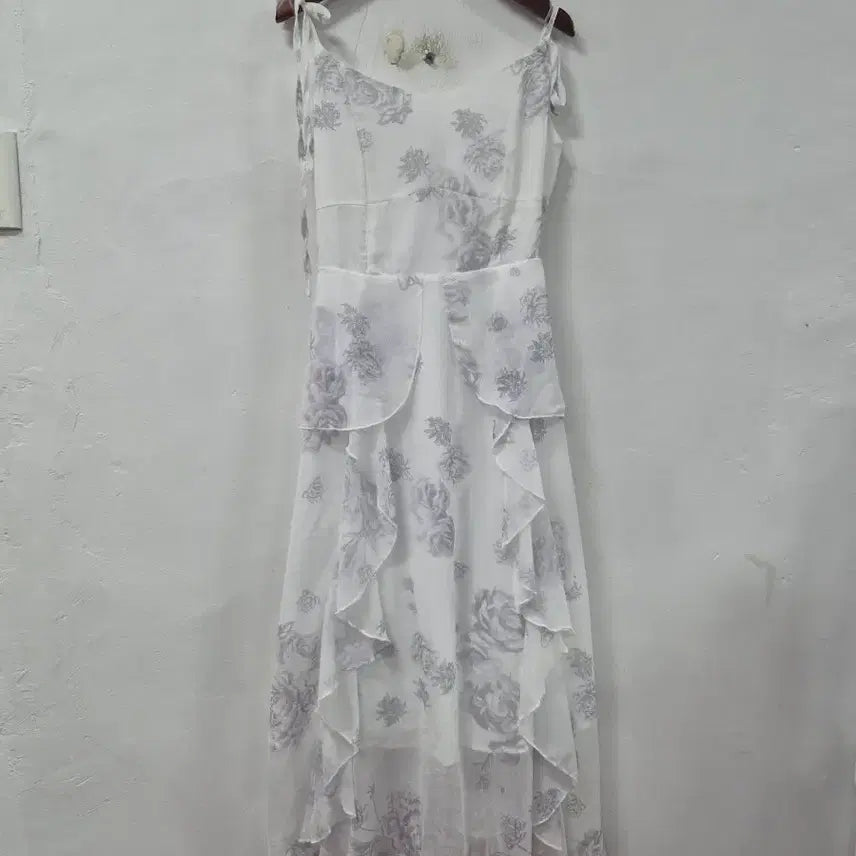 [BUNJANG] DAZY Floral Chiffon Maxi Dress / DAZY 하늘하늘 쉬폰 플라워 원피스