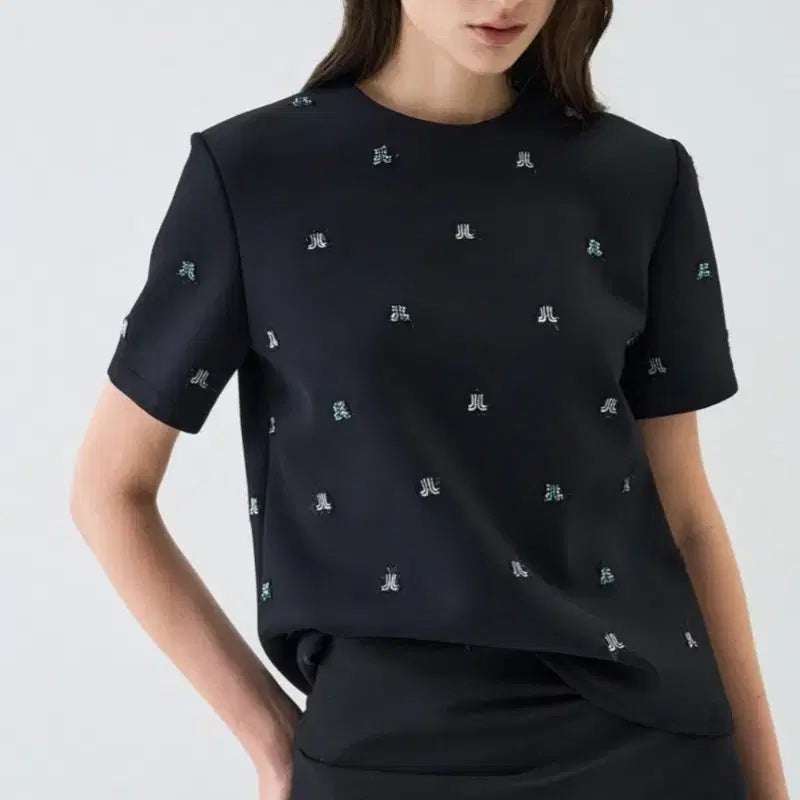 [BUNJANG] Hansem Lanvin Collection Glitter Beading Logo Half Sleeve Top / 한섬 랑방컬렉션 글리터 비딩 로고 하프 슬 리브 탑. 새상품