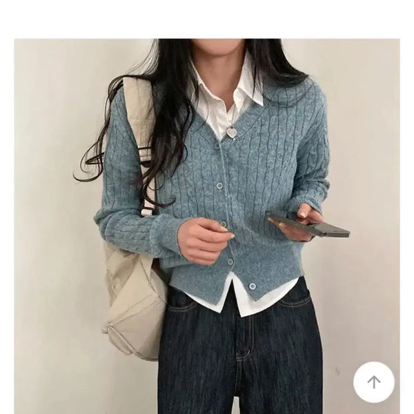[BUNJANG] Giftibox Wool Cable V-Neck Crop Cardigan / 기프티박스 울 케이블 브이넥 크롭 가디건
