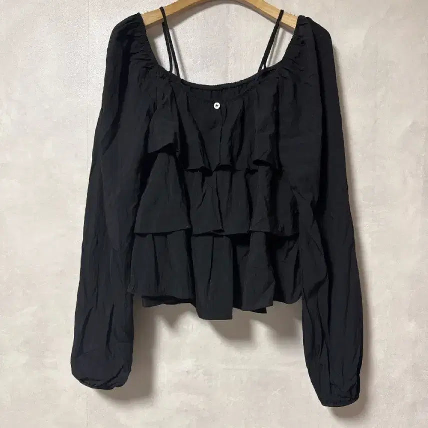 [BUNJANG] Ruffle Shirring Blouse / 캉캉 셔링 블라우스