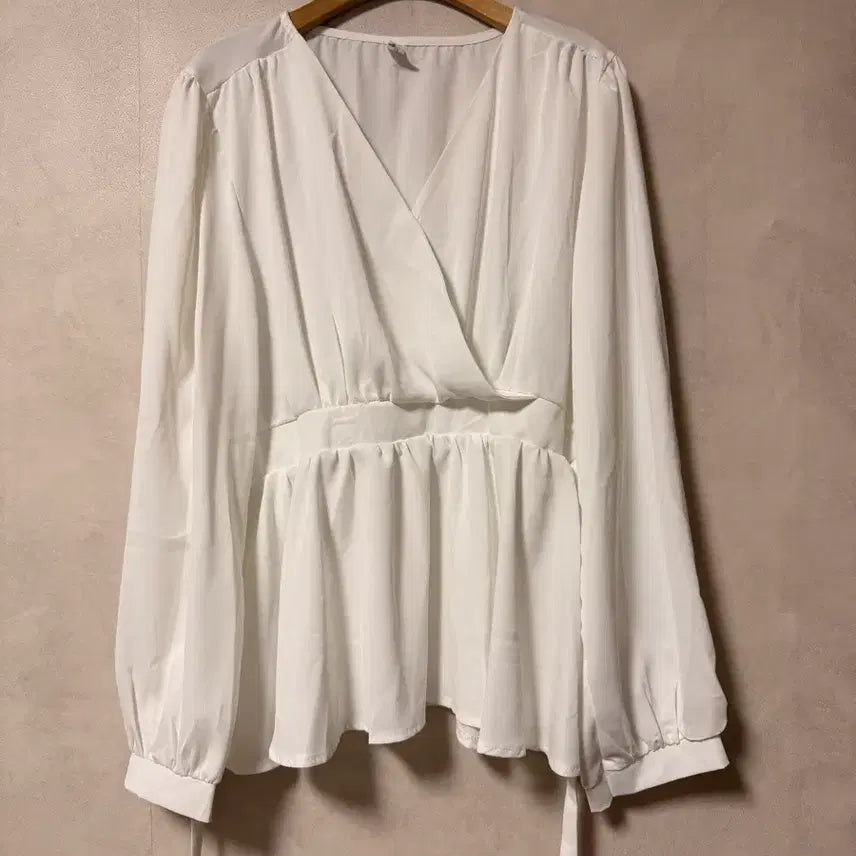[BUNJANG] Shirring Blouse / 셔링 블라우스