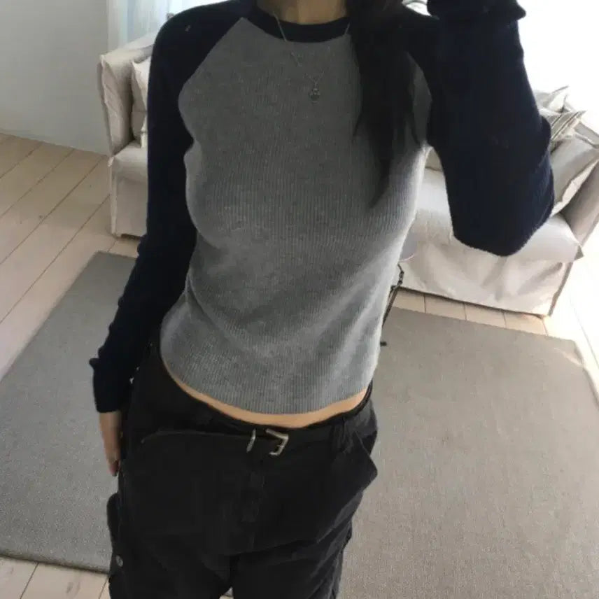 [BUNJANG] EIZ EIZ Long Sleeve T-Shirt / 이즈이즈 긴팔티셔츠