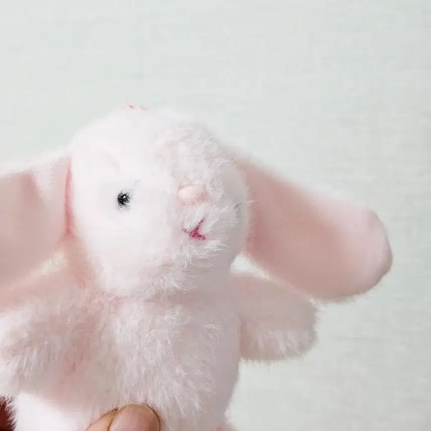 [BUNJANG] Pink Rabbit Charm Keychain / 핑크토끼 키링