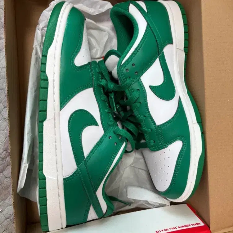 [BUNJANG] Nike Dunk Low Varsity Green Sneakers / 나이키 덩크 로우 바시티 그린
