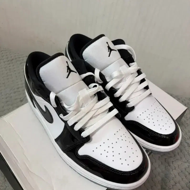 [BUNJANG] Air Jordan 1 Low SE "Concord" Sneakers / 조던 1 로우 SE 콩코드