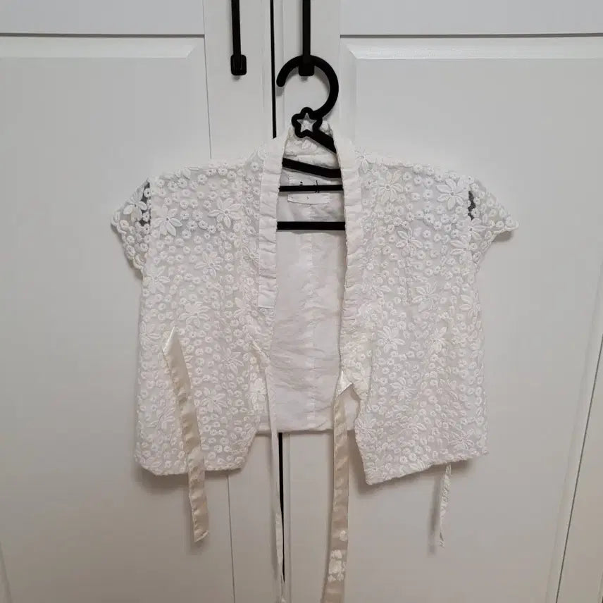 [BUNJANG] Chima Jeogori White Floral Pattern Jeogori / 화이트 꽃무늬 생활한복 저고리