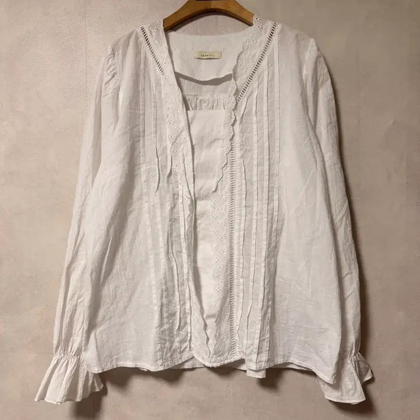 [BUNJANG] Lace Blouse / 레이스 블라우스