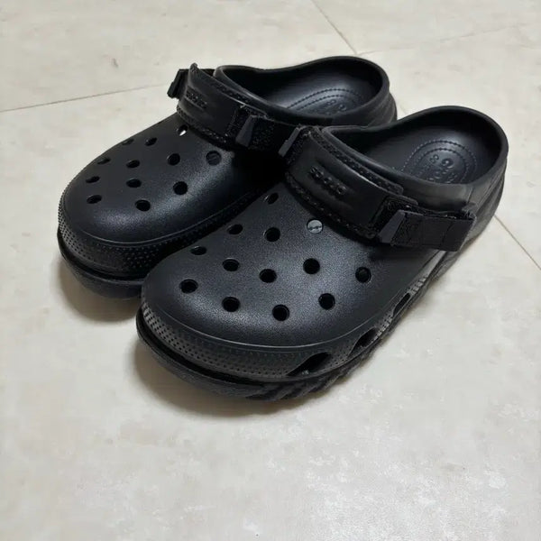 [BUNJANG] Crocs Tweat Max 2 Clog Black / 크록스 튜엣 맥스2 클로그 블랙