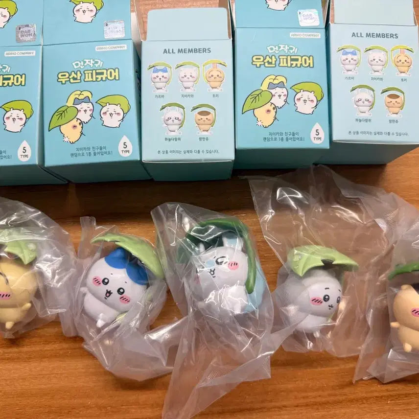[BUNJANG] Munyakwi Umbrella Figure 5-Piece Bundle Set / 먼작귀 우산 피규어 5종 세트 일괄