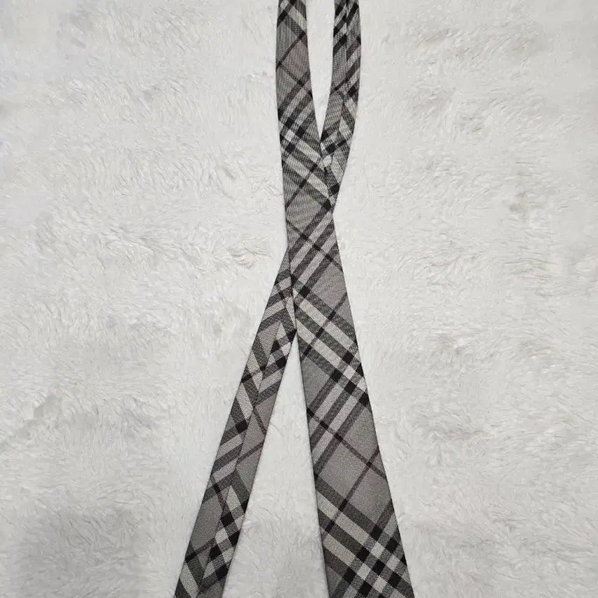 [BUNJANG] Burberry Necktie / 버버리넥타이 판매합니다
