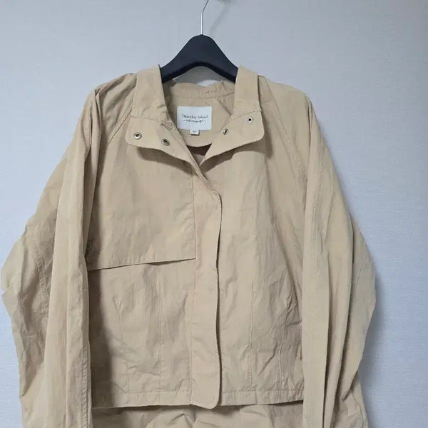 [BUNJANG] Thursday Island Beige Cropped Jacket Size S / Thursday Island 베이지 크롭 자켓 S
