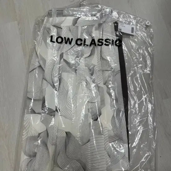 [BUNJANG] Low Classic Pleats Midi Skirt / 로우클래식 lowclassic PLEATS MIDI SKIRT 플리츠 스커트 치마
