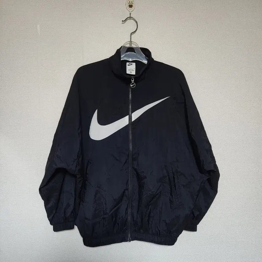 [BUNJANG] Nike Big Swoosh Windbreaker Jumper Black S / 나이키 빅스우시 바람막이 점퍼 블랙 S