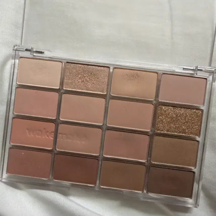 [BUNJANG] WAKEMAKE Soft Blurring Eye Palette 05 Mute Coral Blurring / 웨이크메이크 소프트 블러링 아이팔레트 05 뮤트 코랄 블러링