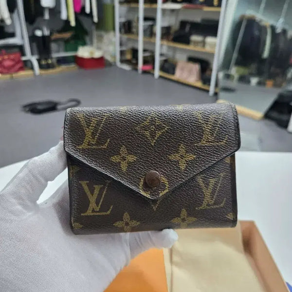 [BUNJANG] Louis Vuitton Victorine Wallet Monogram / [정품] 루이비통 빅토린 반지갑