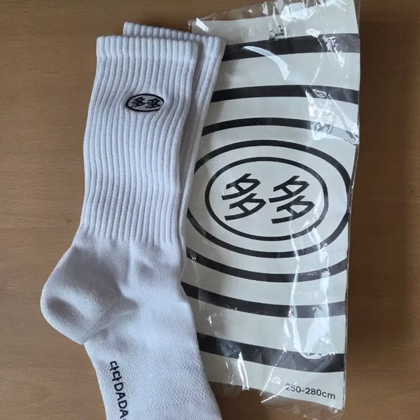 [BUNJANG] DadaDadaService Student Socks - White / 다다DADAdadaservice 스튜던트 삭스 양말 화이트