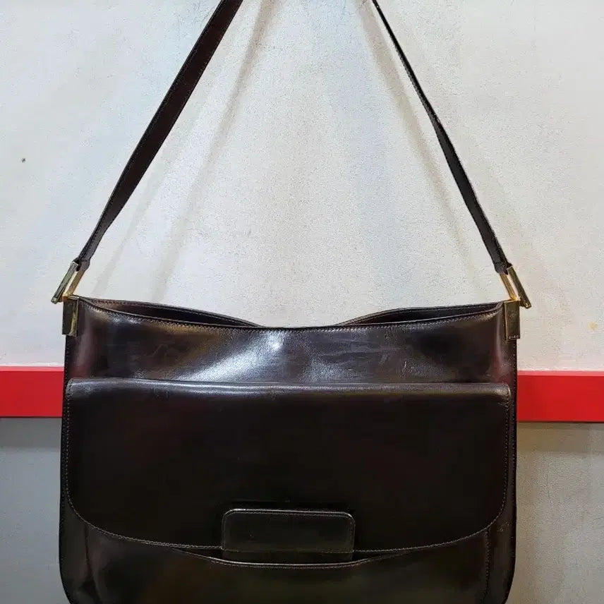 [BUNJANG] Gucci Vintage Leather Shoulder Bag / 정품 구찌 빈티지 가죽 숄더백