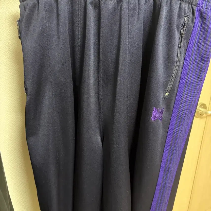 [BUNJANG] Needles HD Track Pants Poly Smooth Purple / [XL]니들스 HD 트랙 팬츠 폴리 스무스 퍼플 팝니다.