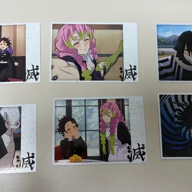 [BUNJANG] Demon Slayer Mitsuri & Obanai Highlight Pic Set / 귀칼 하이라이트픽 미츠리&오바나이 세트