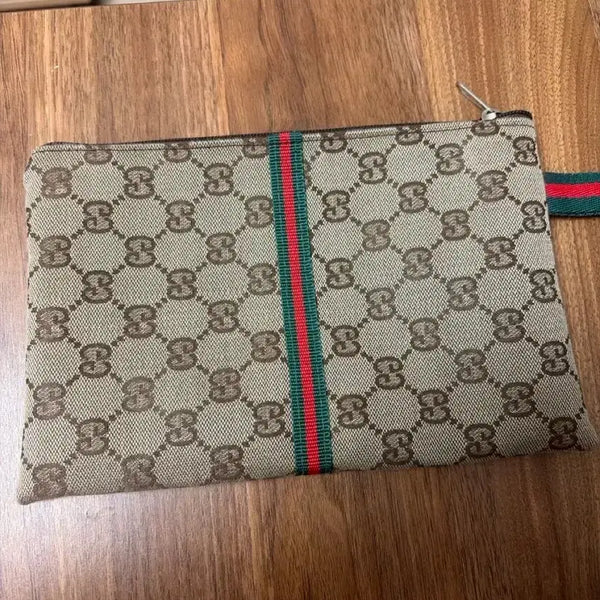 [BUNJANG] Gucci GG Supreme Pouch / 구찌 GG 수프림 파우치
