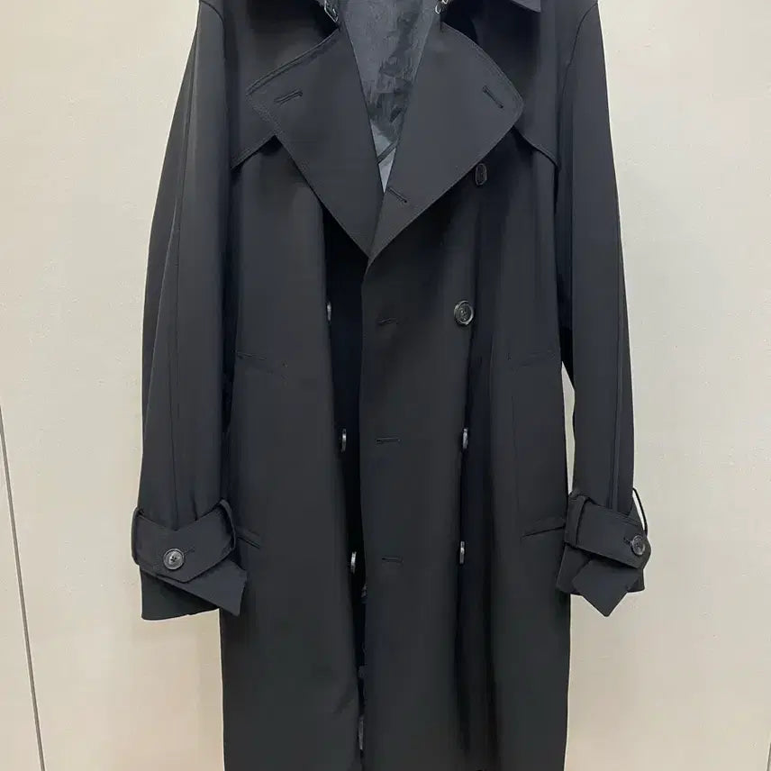[BUNJANG] MAGNUM Black Trench Coat / [본]매그넘 MAGNUM 블랙 트렌치코트 105