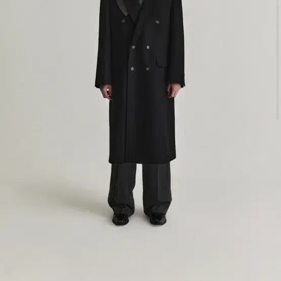 [BUNJANG] Waviness Black Leather Double Long Coat / Waviness 칼라 베이스 레더 더블 롱 코트 블랙