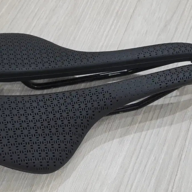 [BUNJANG] Trek Aeolus Elite Airloom 3D Saddle 155mm / 트렉 에올루스 엘리트 에어룸 3D 안장 155mm