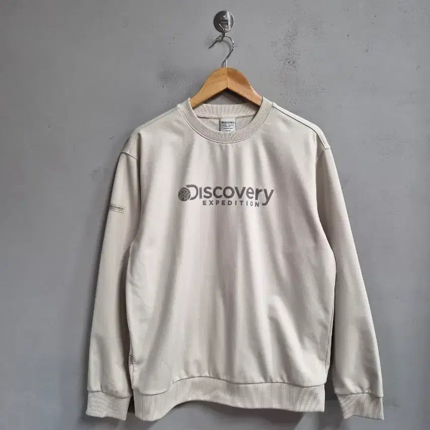 [BUNJANG] Discovery Expedition Logan Sweatshirt Beige / 디스커버리 익스페디션 로건 맨투맨 베이지 100 (25년제품)