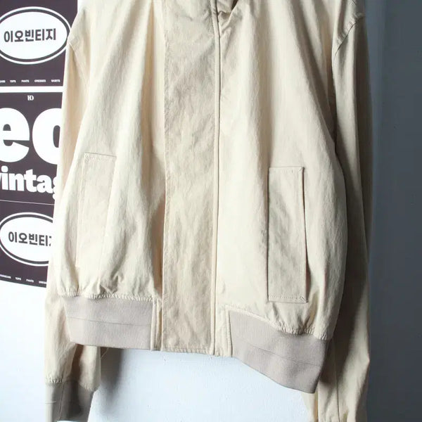 [BUNJANG] Zara Zip-Up Windbreaker Jacket / (XL) 자라 집업 바람막이 점퍼자켓 봄버 세미크롭 베이지-H37575