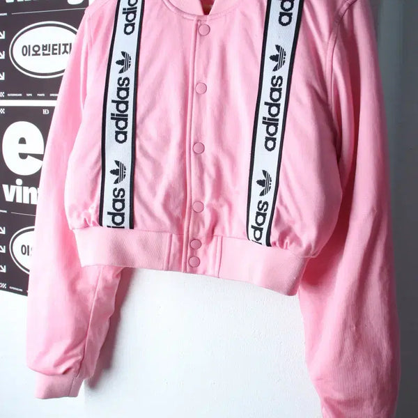 [BUNJANG] Adidas Cropped Satin Bomber Track Jacket / W(S) 아디다스 집업 바람막이 점퍼자켓 크롭 봄버 새틴-H37586