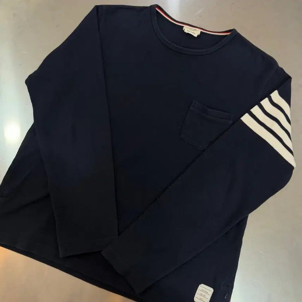 [BUNJANG] Thom Browne Striped Armband Pocket Long Sleeve / 톰브라운 사선 완장 포켓 롱슬리브