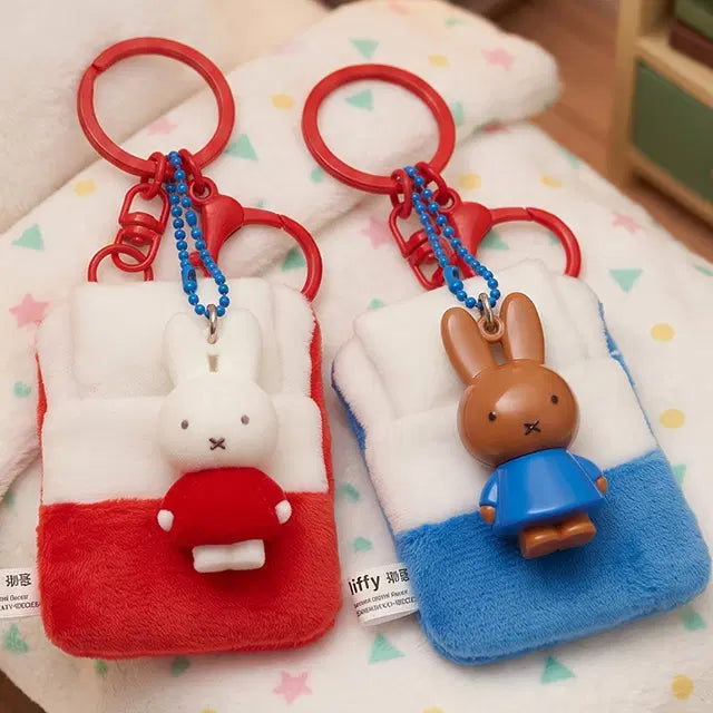 [BUNJANG] Miffy "I'm in the Blanket" Keychain / 미피 이불 쏙 키링