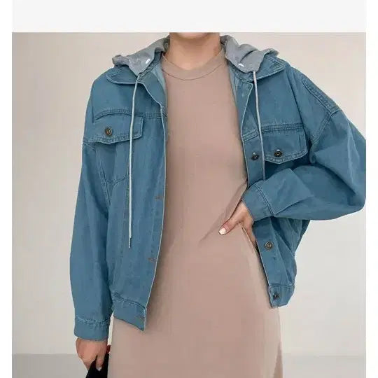 [BUNJANG] Women's Loose Fit Denim Jacket with Hood / 루즈핏 청자켓