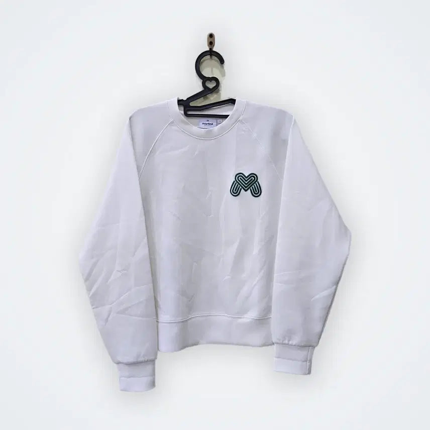 [BUNJANG] Martine Logo Embroidery Sweatshirt White / [Free] martine 로고 자수 맨투맨 화이트