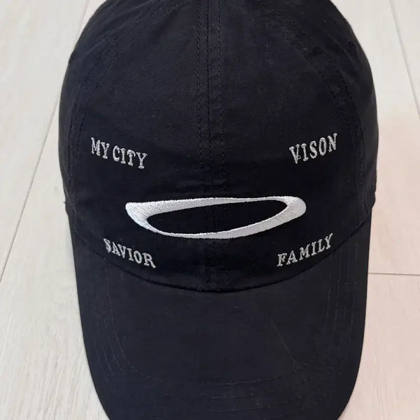 [BUNJANG] Apieucoments Wax Coating Ball Cap / 어퓨커멘츠 왁스코팅 블랙 볼캡