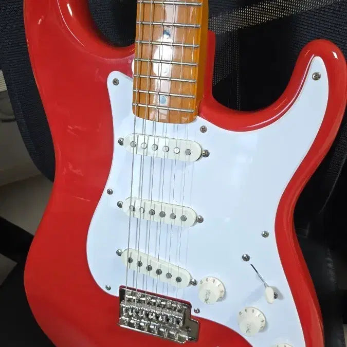 [BUNJANG] Squier Classic Vibe '60s Stratocaster / 스콰이어 클래식바이브 60 스트랫