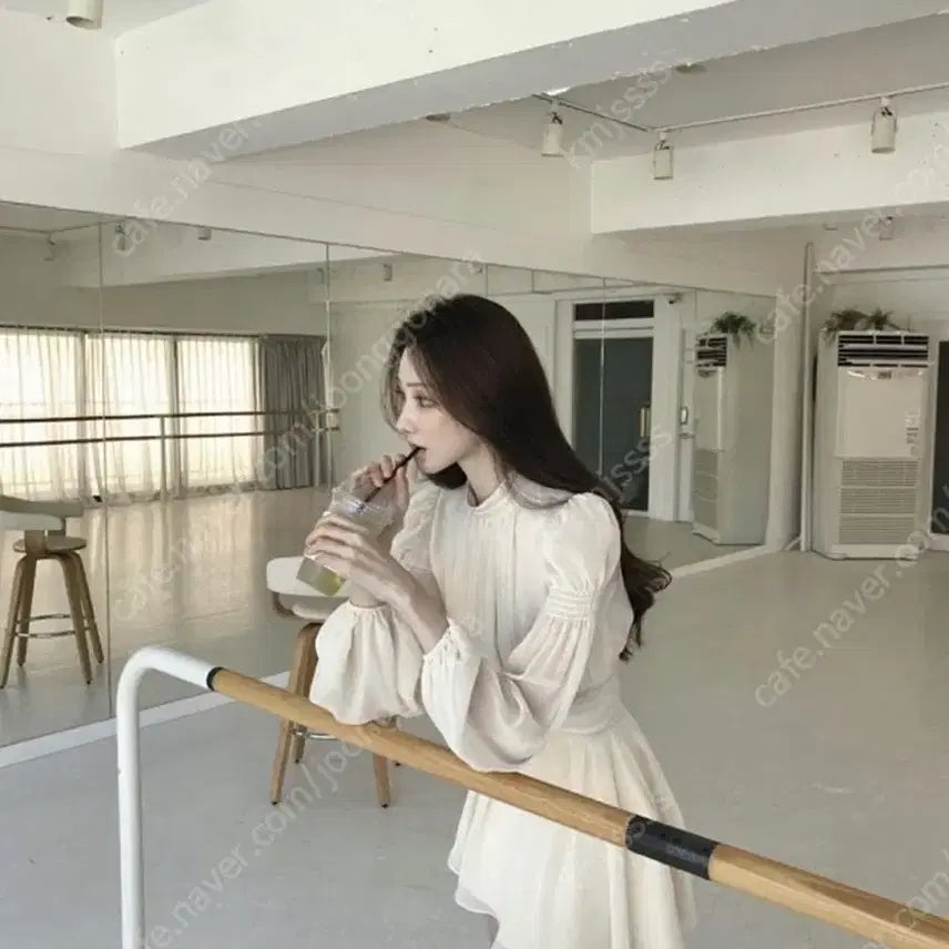[BUNJANG] Labelle Blanc Fleur Shirring Setup / 라벨르블랑 플루 셔링 셋업