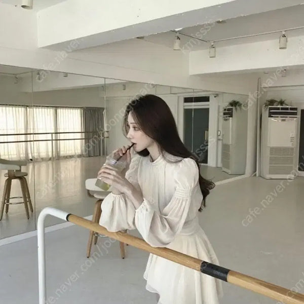 [BUNJANG] Labelle Blanc Fleur Shirring Setup / 라벨르블랑 플루 셔링 셋업