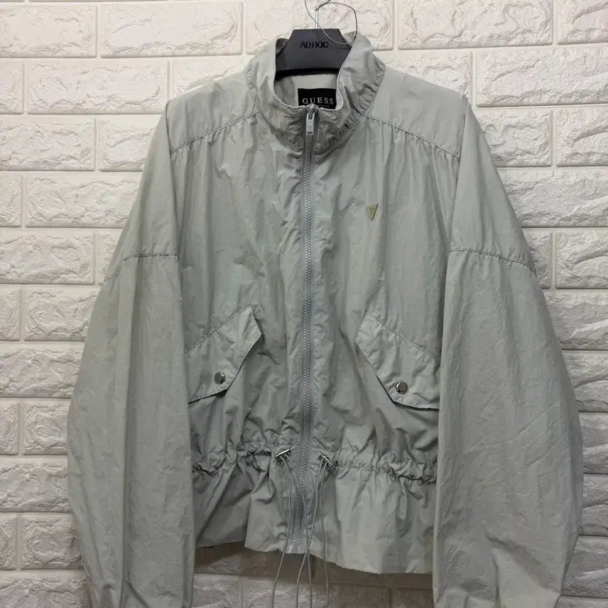 [BUNJANG] Guess Windbreaker Jacket - Size XS / 게스 바람막이 XS