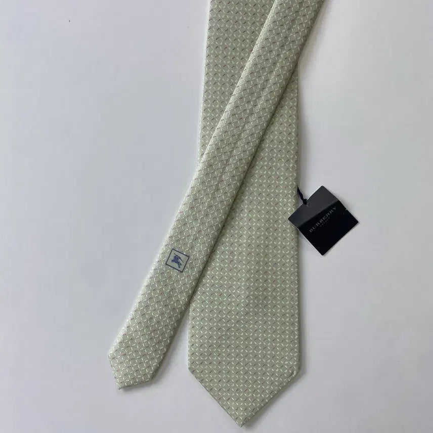 [BUNJANG] Burberrys Silk Necktie / 택달린 미사용품 버버리 정품 명품 넥타이 (Burberrys)