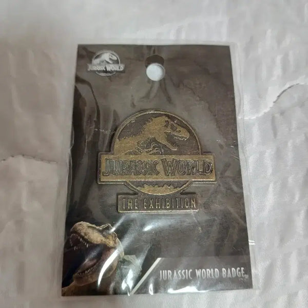 [BUNJANG] Jurassic World Exhibition Badge / (새상품)쥬라기월드 전시 뱃지