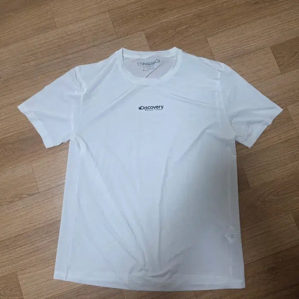[BUNJANG] Discovery Cooling T-Shirt White Size 110 / 디스커버리 쿨링 티셔츠 110