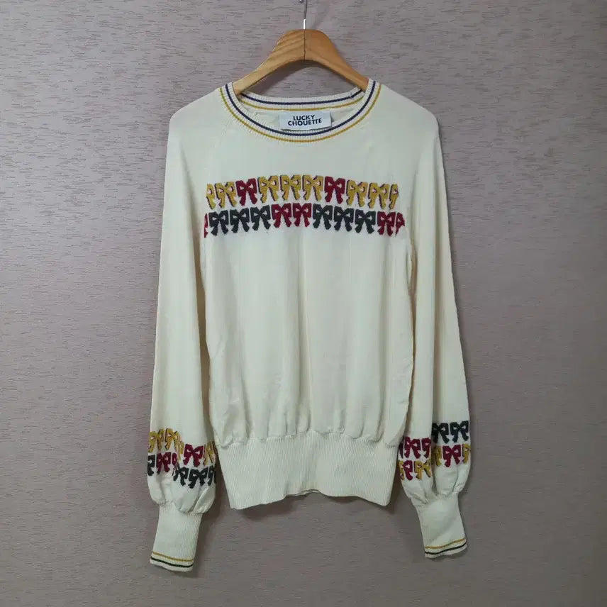 [BUNJANG] Luxe Allure Ivory Pattern Ribbed Knit Top - Women's Fall/Winter / B8-26/럭슈에뜨 아이보리 패턴 시보리 니트티 가을겨울 여성