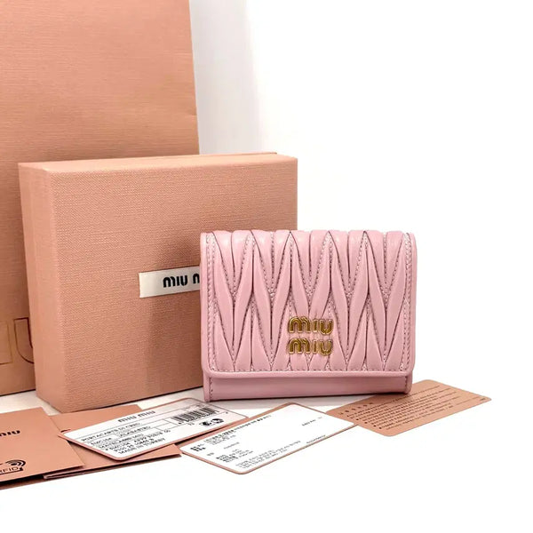 [BUNJANG] Miu Miu Matelassé Nappa Leather Card Holder (5MC104) / 미우미우 마테라쎄 나파 레더 카드지갑 (5MC104)