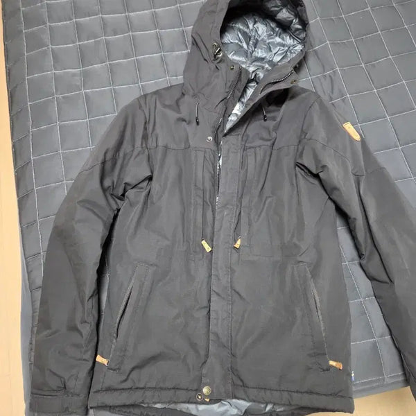 [BUNJANG] Fjällräven Skogsö Padded Jacket Men's XS Navy / 피엘라벤 스콕소패디드 남성 xs