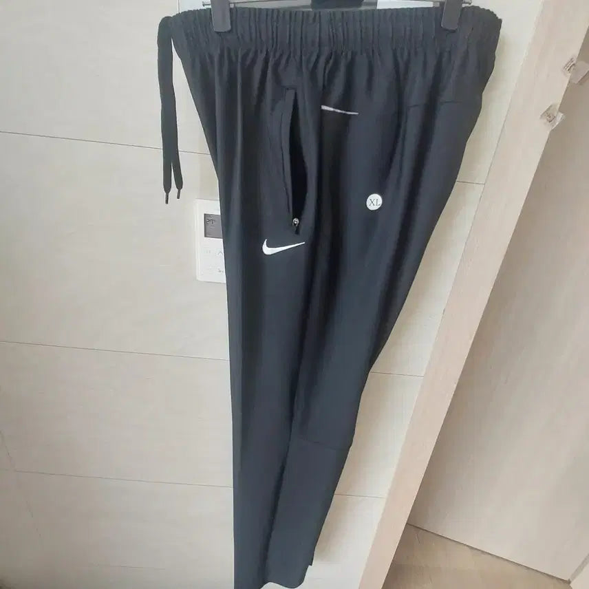 [BUNJANG] Nike Functional Training Pants XL Black / 춘추용 트레이닝 기능성 팬츠 XL 새상품 블랙