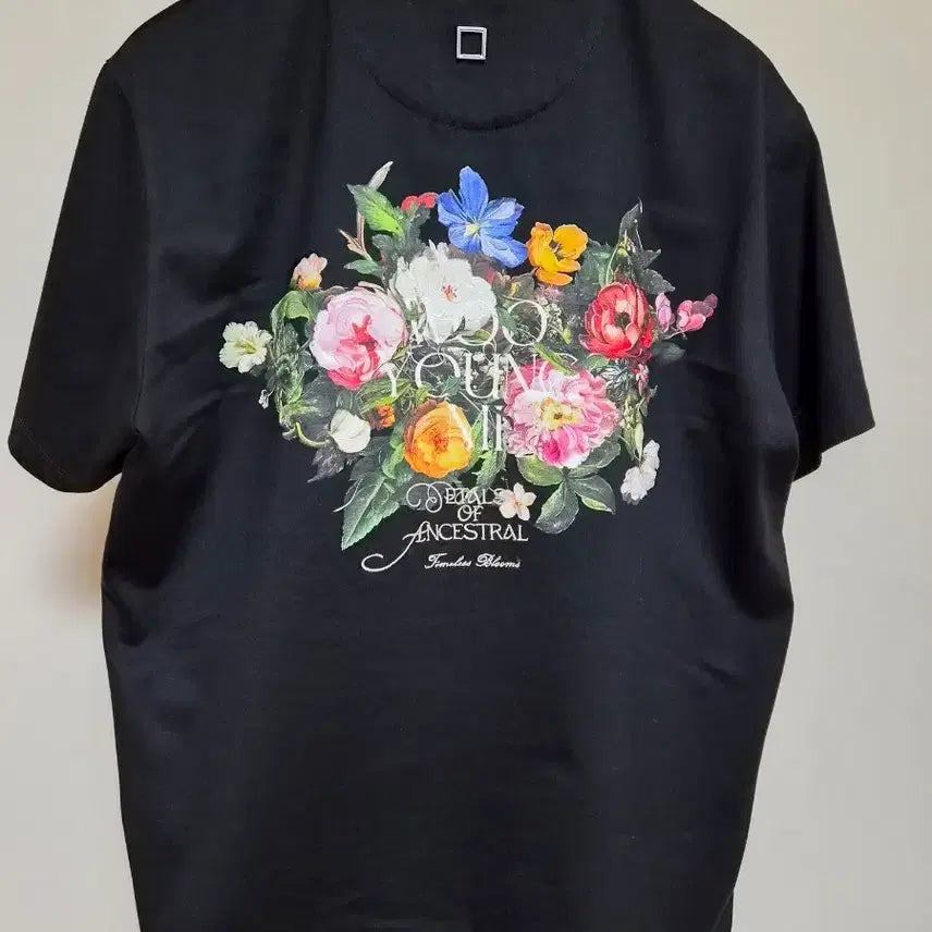 [BUNJANG] Woo Young Mi 25FW Flower Short Sleeve Black / [S급/46] 우영미 25FW 플라워 반팔 블랙