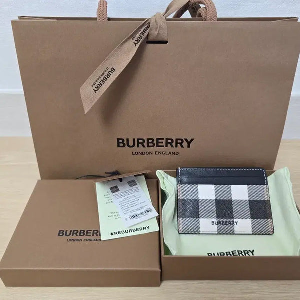 [BUNJANG] Burberry Check Card Holder Dark Birch / [새상품] 버버리 체크 카드지갑 다크 버치